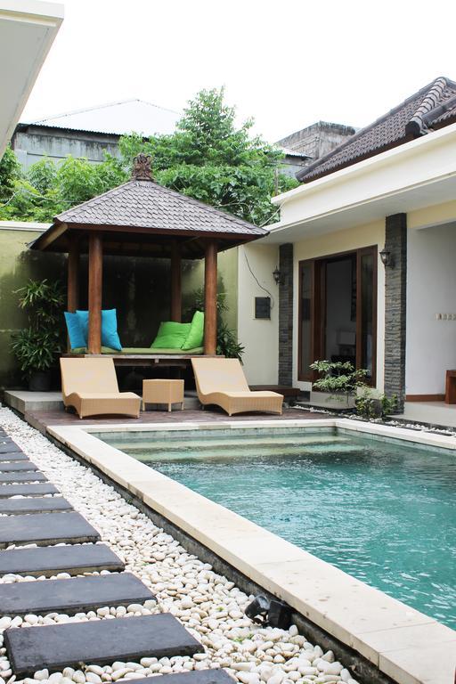 Villa Penyu Legian Esterno foto